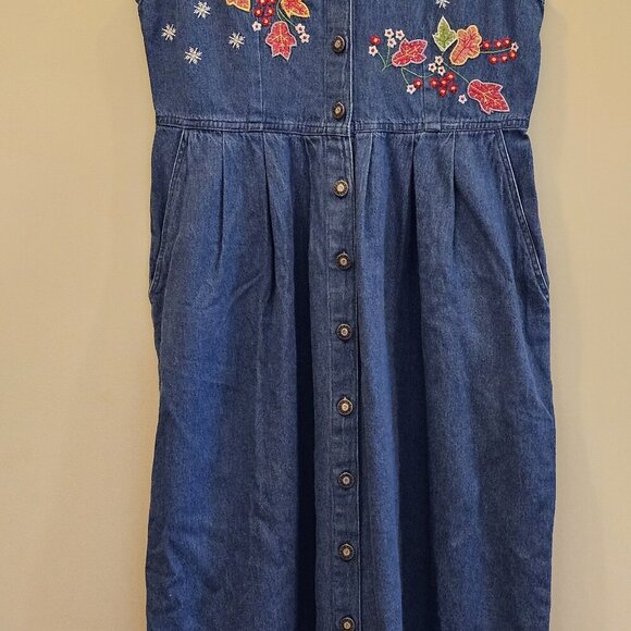 Jane Ashley Denim Dress Jumper Maxi‎ Embroidered Button Front Grannie Core M - Picture 1 of 7